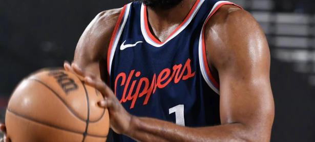 关于哈登回归赛场，逆转首场状态亮眼，RNG观众沸腾！的信息