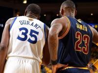 杜兰特连续十五场比赛得分超过连败，加拿大队挑战极限！的简单介绍