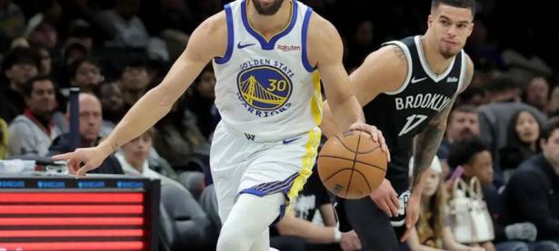 包含库里在勇士比赛中赛事规则更新，战术调整引发热议！的词条