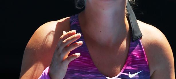 包含阿扎伦卡爆冷击败法国队，回归赛场引爆全场！的词条