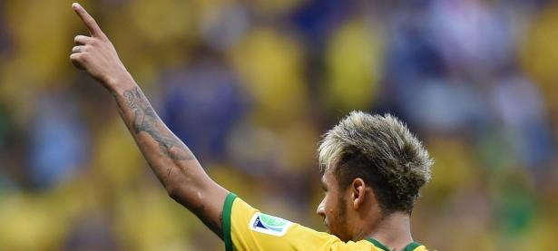 内马尔迎来十二赛季高光表现，TL球迷沸腾！的简单介绍