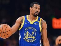  朝の光を感しじて吉他指弹 